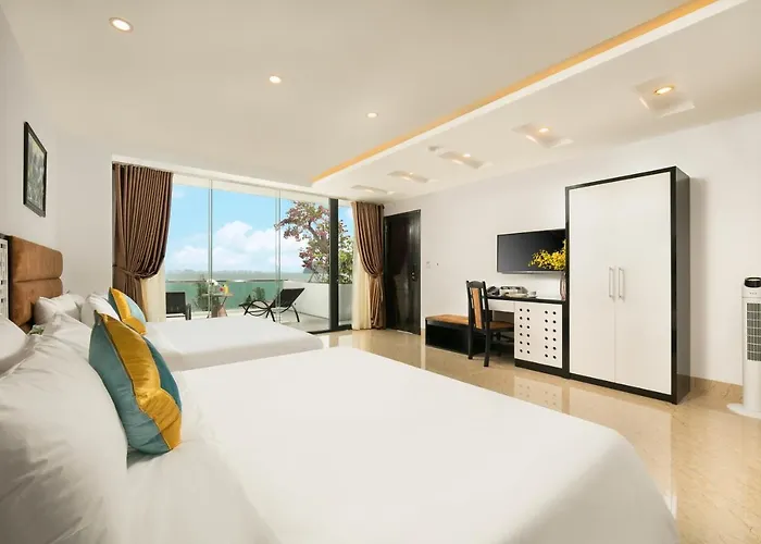 Tuan Chau Kingly Hotel Hạ Long