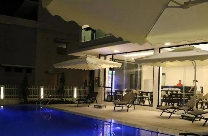 Tuan Chau Kingly Hotel Hạ Long