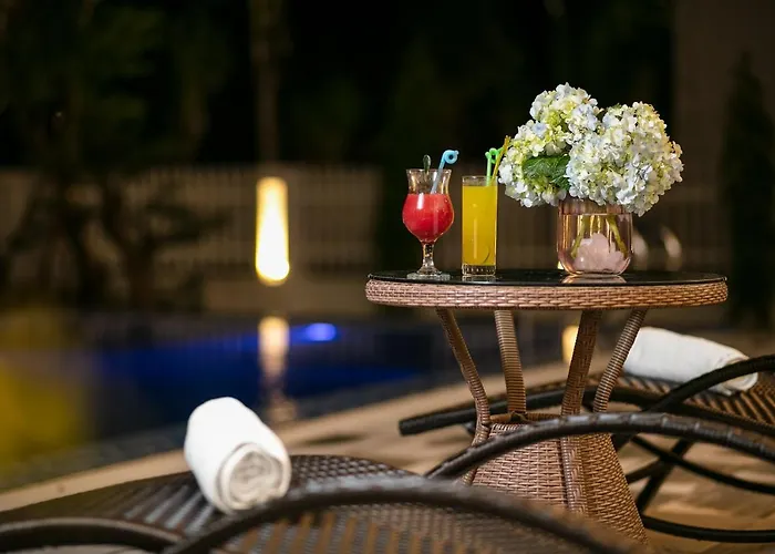 Tuan Chau Kingly Hotel Hạ Long